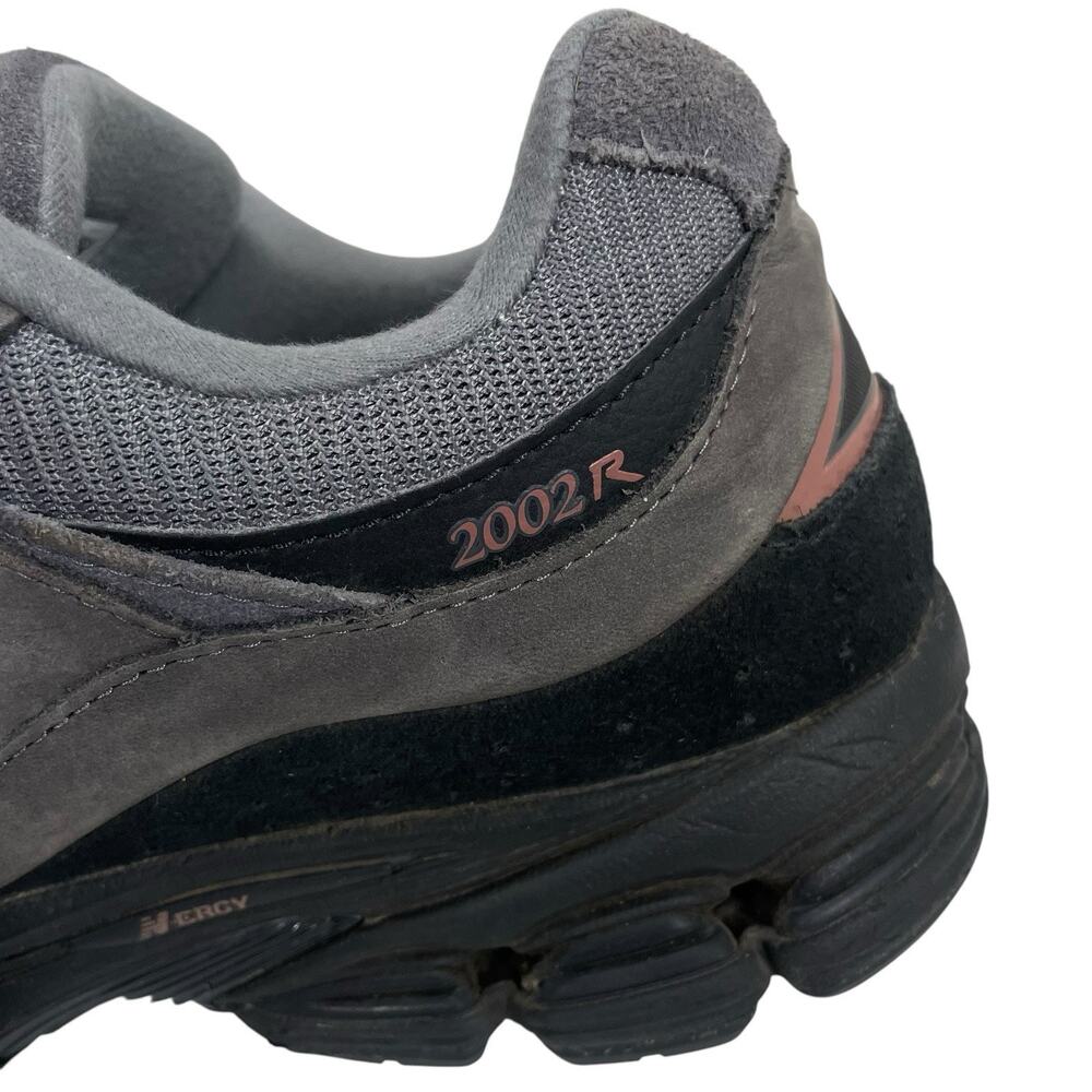New Balance 2002R Charcoal Black Shoes Men's Size 10 M2002RGF Athletic Dark Grey - Picture 4 of 16